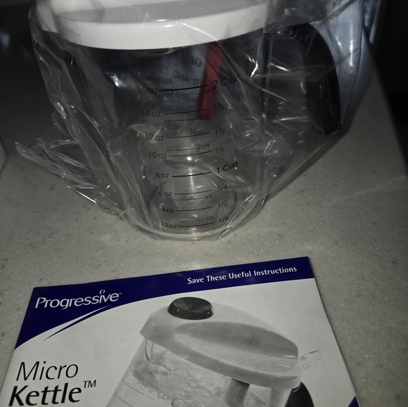 Progressive Micro Kettle with Red and Black Accents - Picture 4 of 5